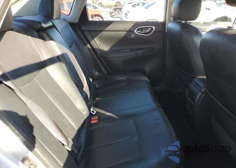 2015 Nissan Sentra S z USA, uszkodzony, nr VIN 3N1AB7AP5FY263699